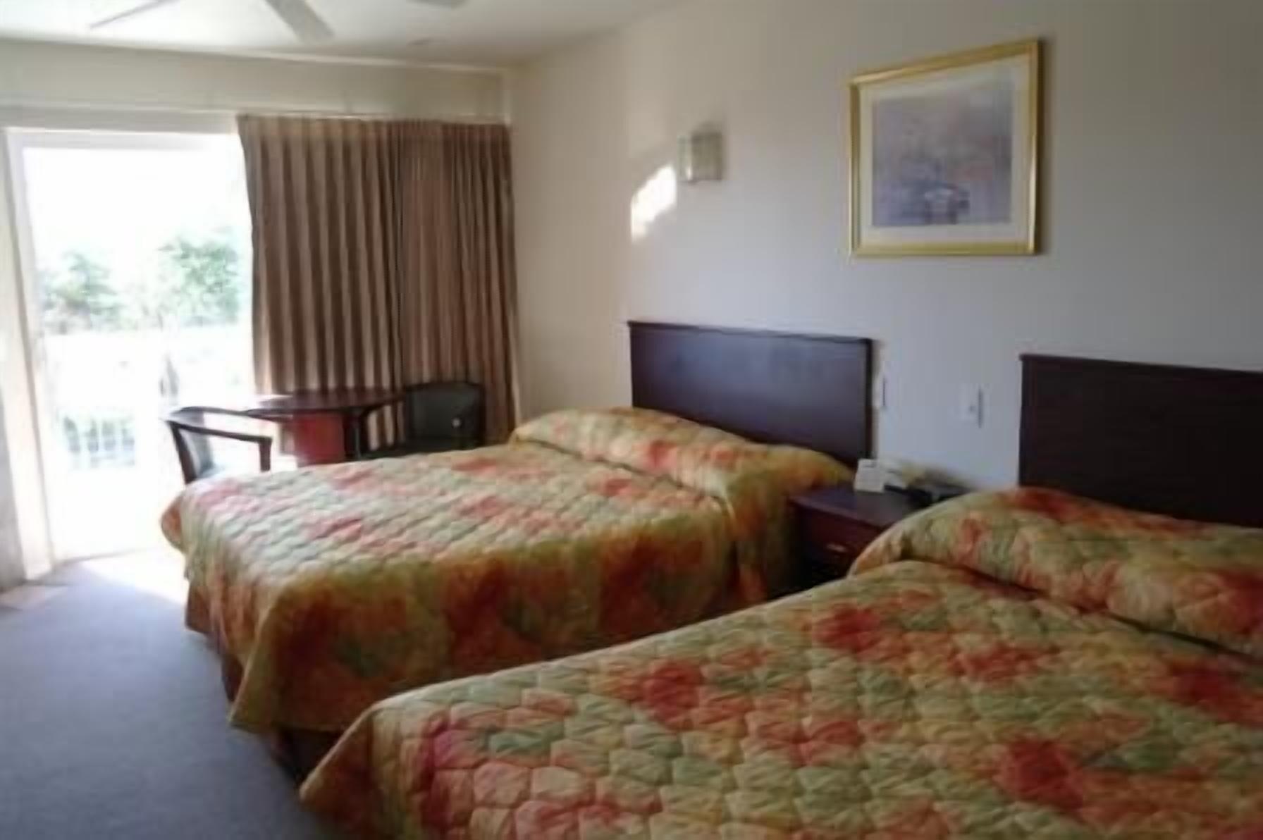 Travelodge By Wyndham Depoe Bay Extérieur photo