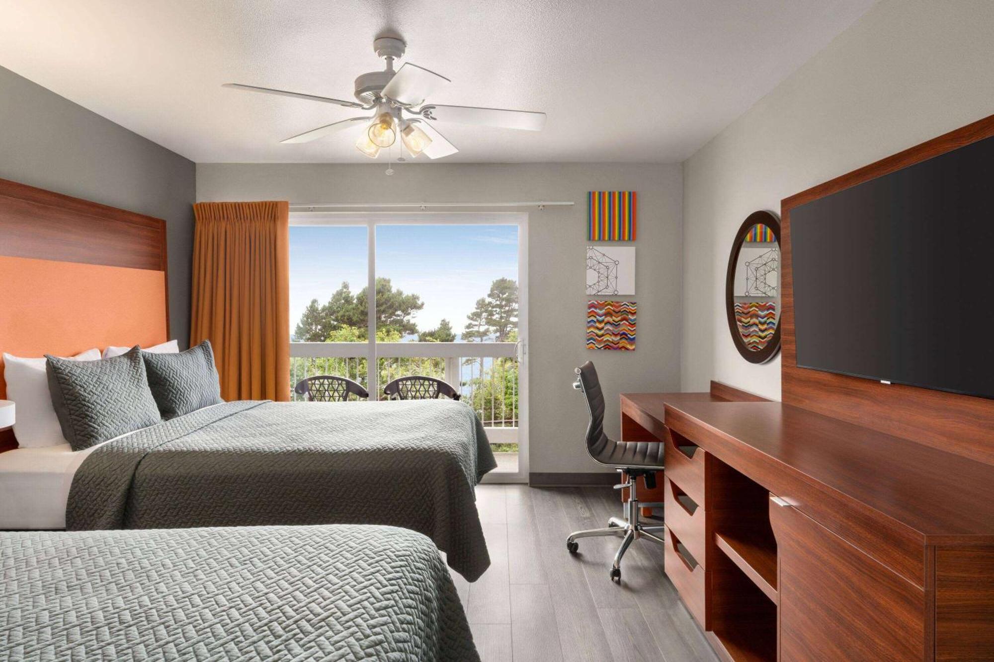 Travelodge By Wyndham Depoe Bay Extérieur photo
