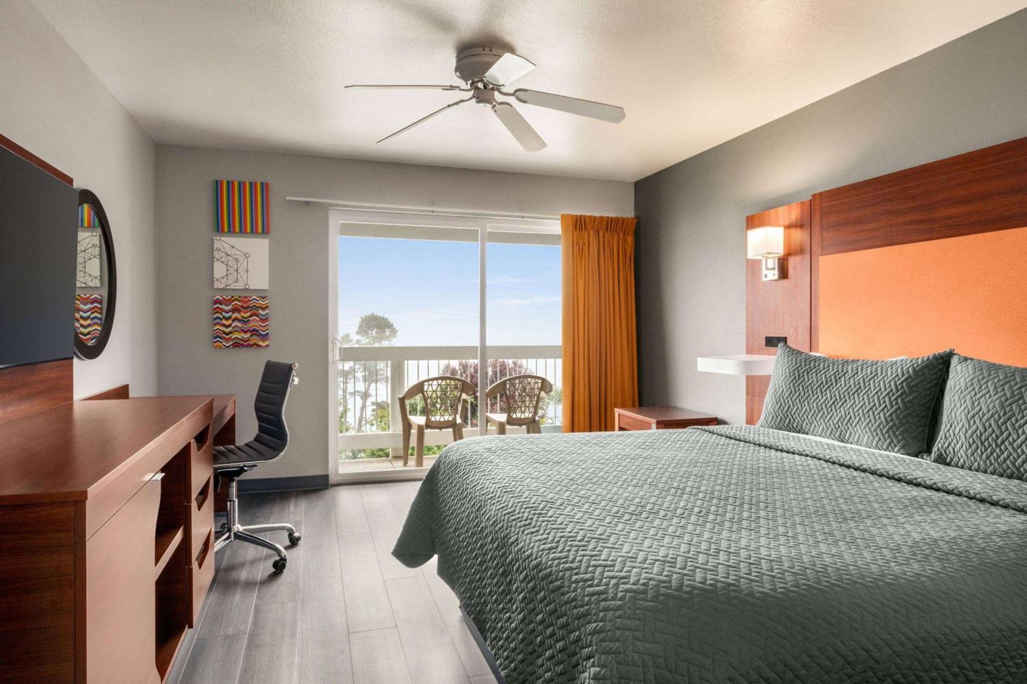 Travelodge By Wyndham Depoe Bay Extérieur photo