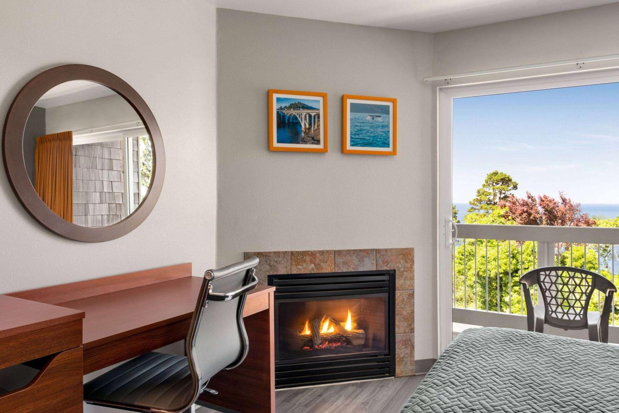Travelodge By Wyndham Depoe Bay Extérieur photo