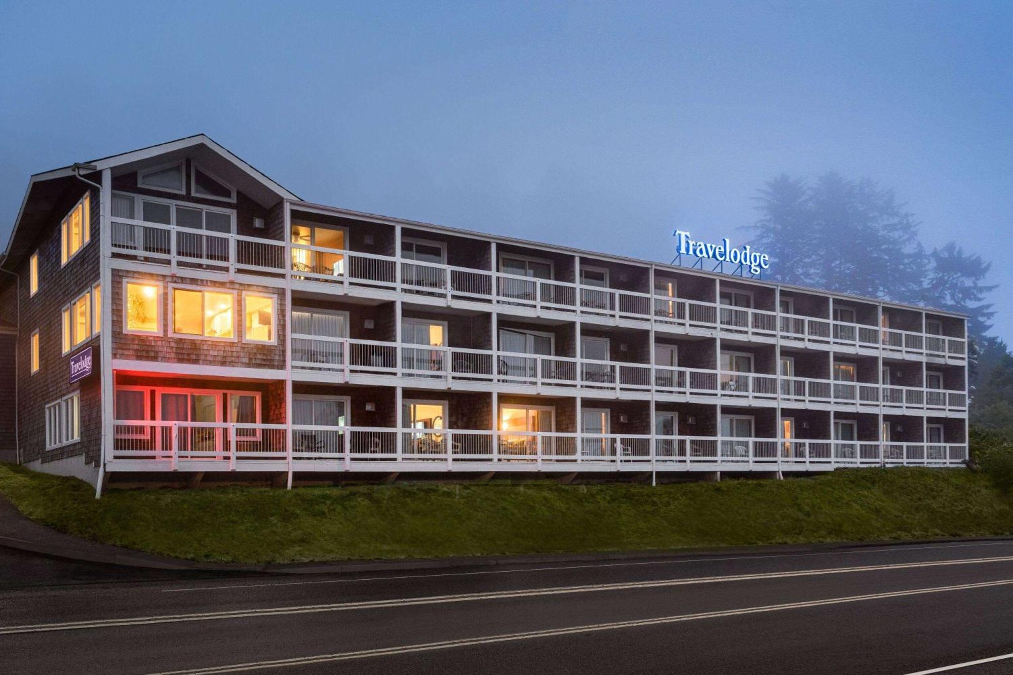 Travelodge By Wyndham Depoe Bay Extérieur photo