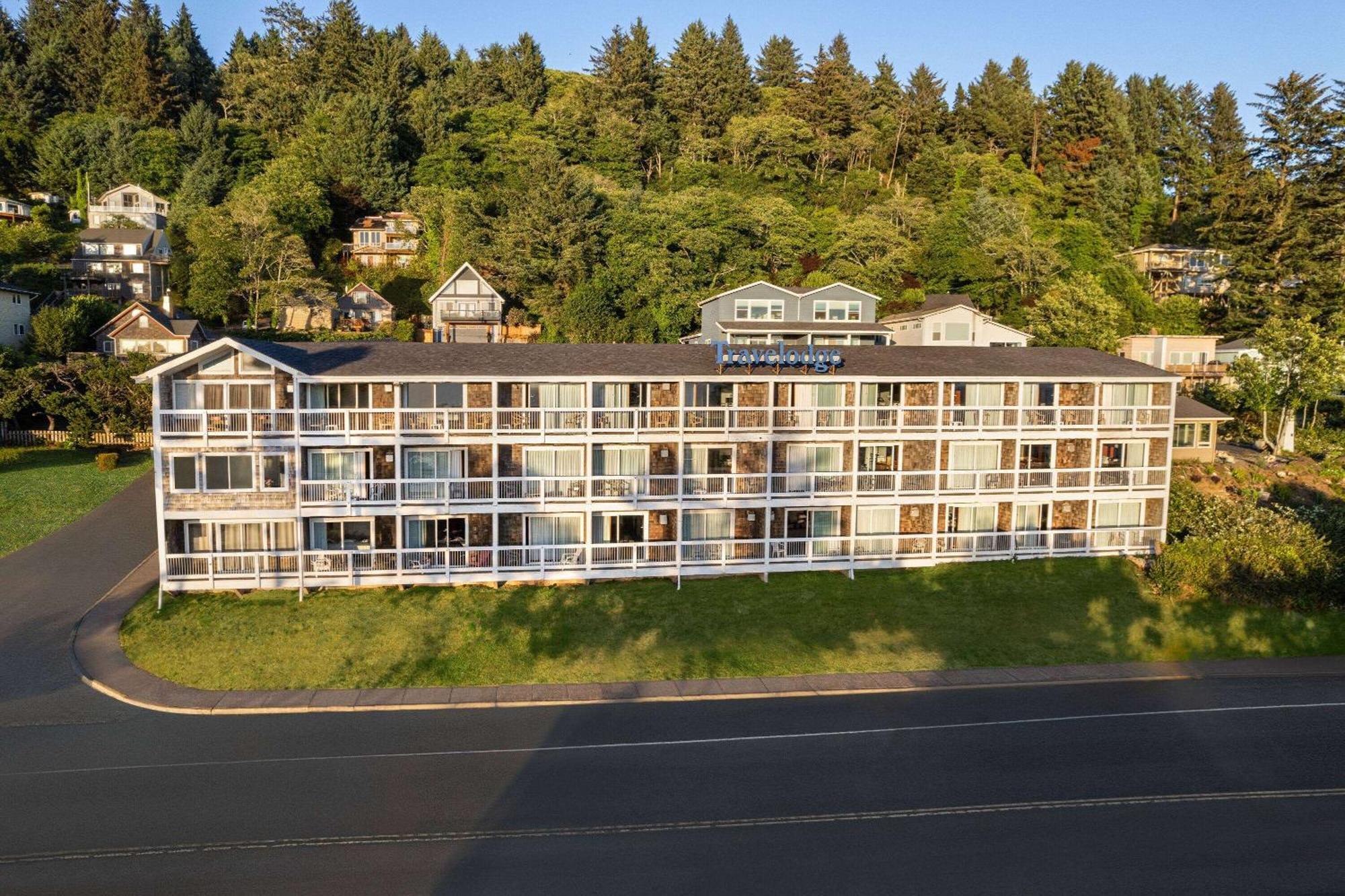 Travelodge By Wyndham Depoe Bay Extérieur photo