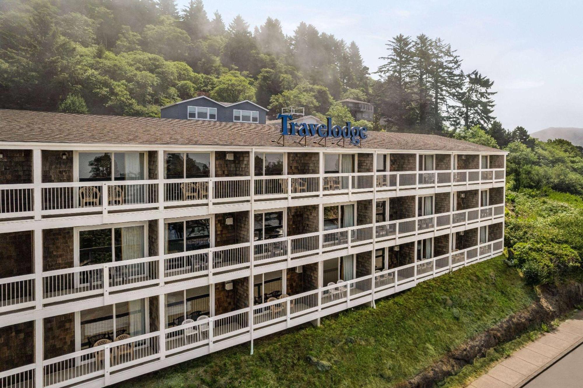 Travelodge By Wyndham Depoe Bay Extérieur photo